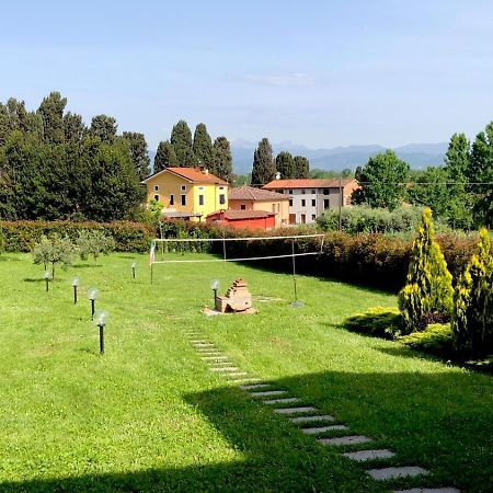 Intero Alloggio Campagna Lucca Капанари Екстериор снимка