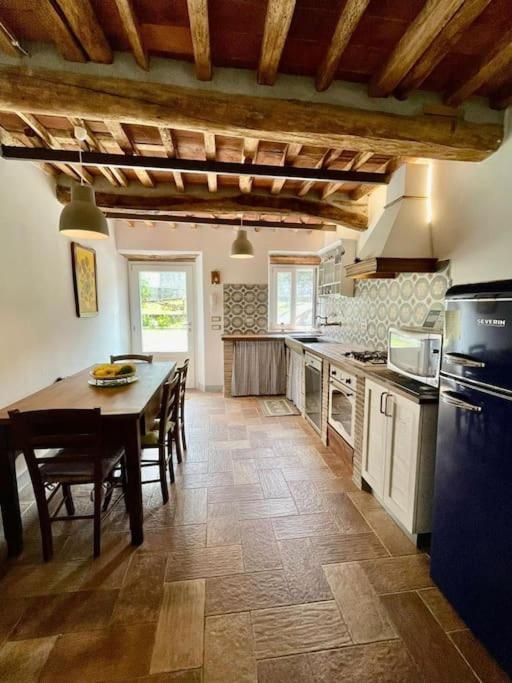 Intero Alloggio Campagna Lucca Капанари Екстериор снимка