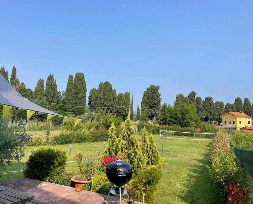Intero Alloggio Campagna Lucca Капанари Екстериор снимка