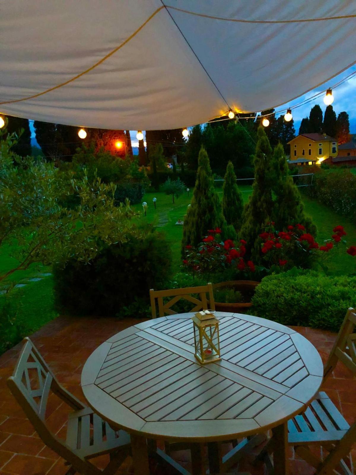 Intero Alloggio Campagna Lucca Капанари Екстериор снимка